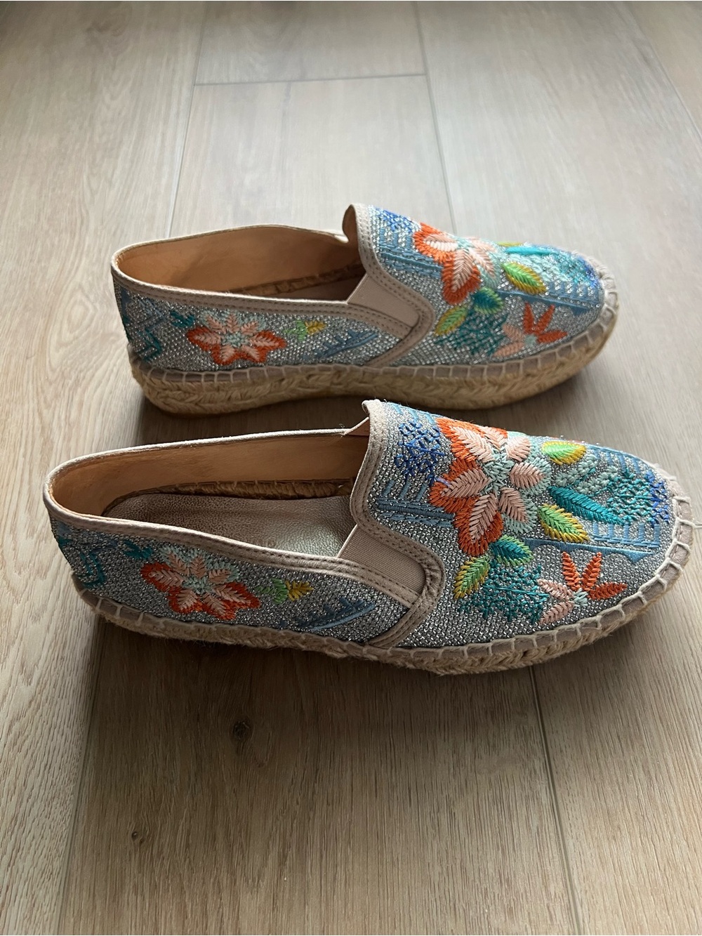 Johnny Was Blue Embroidered Floral Espadrilles - Picture 7 of 8